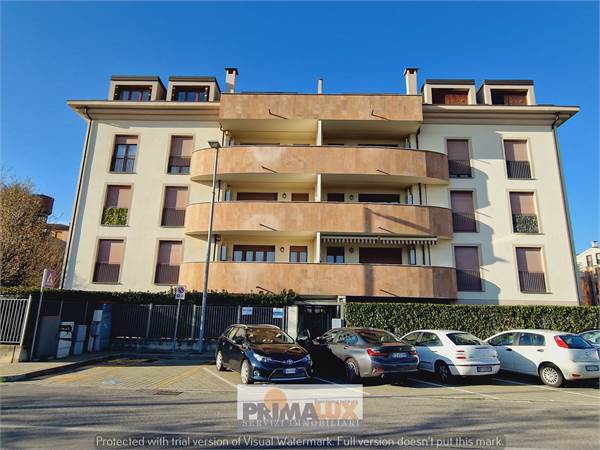 GRAZIOSISSIMO 2 LOCALI CON TERRAZZO!