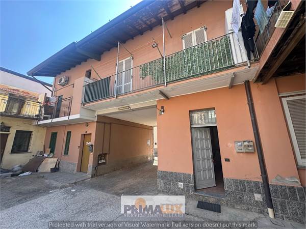 3 LOCALI ARREDATO SENZA SPESE.