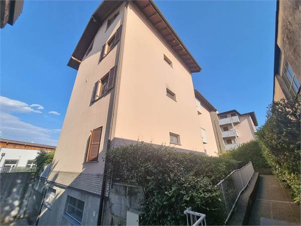 Bilocale con giardino e box, LIBERO!